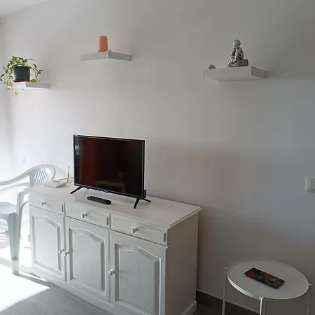 Vistas Beachfront Apartment